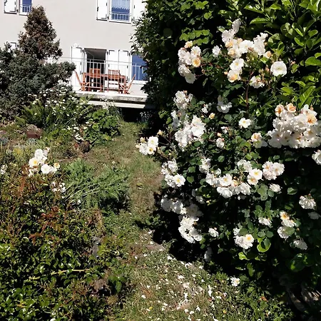 Holiday home Les Papillons Bining